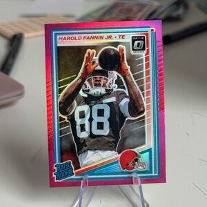 🔥 2025 Harold Fannin Jr. Panini Donruss Optic Pink Prizm. Cleveland Browns